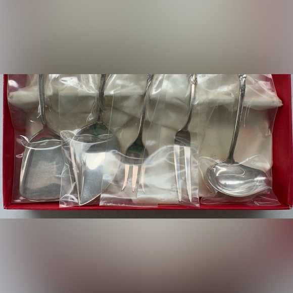 Vintage Reed & Barton 5-Piece Silverplate Serving Set Floral Harlequin Pattern - Picture 5 of 17